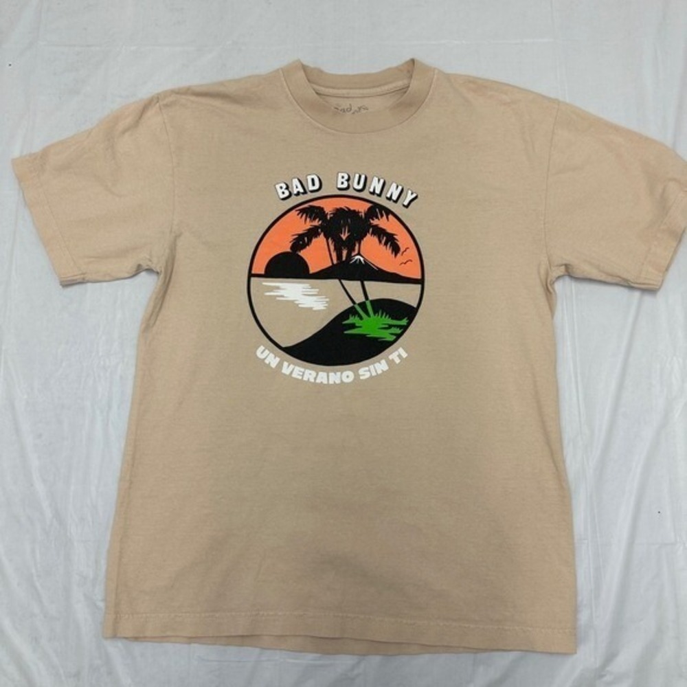 Bad Bunny Un Verano Sin Ti Tour 2022 Shirt Mens Medium Beige Graphic Cotton Tee